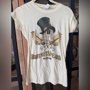 Vintage 2009 Britney Spears Circus tour concert album tee y2k baby tshirt dates